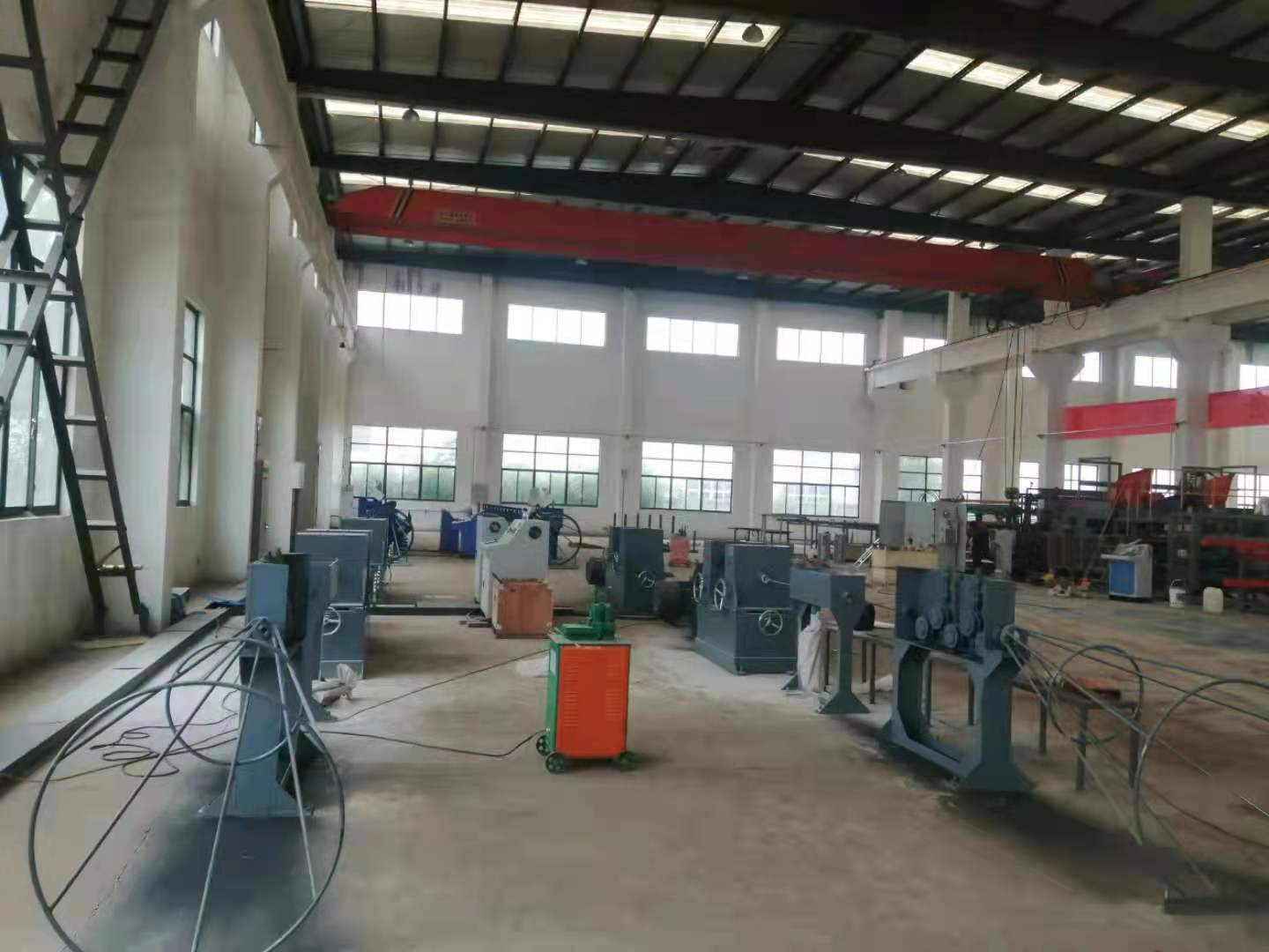 雙軋?jiān)诰€(xiàn)調(diào)直機(jī)組（配洛陽(yáng)調(diào)直機(jī)）